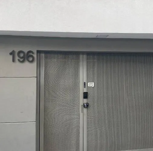 Flat De Luxo Centro Sp Com Piscina,Academia,Lavanderia,Garagem E Seguranca 24H